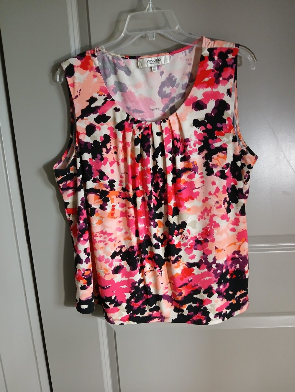 Jones Studio Pink Coral Black & White Sleeveless Pleat-Front Blouse Tank 16W EUC
